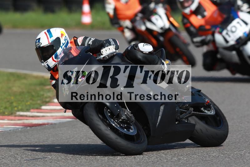 /Archiv-2022/06 15.04.2022 Speer Racing ADR/Instruktorengruppe/47